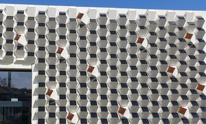 SOLARcon PV-Concrete-Fassade SUNOVATION eFORM